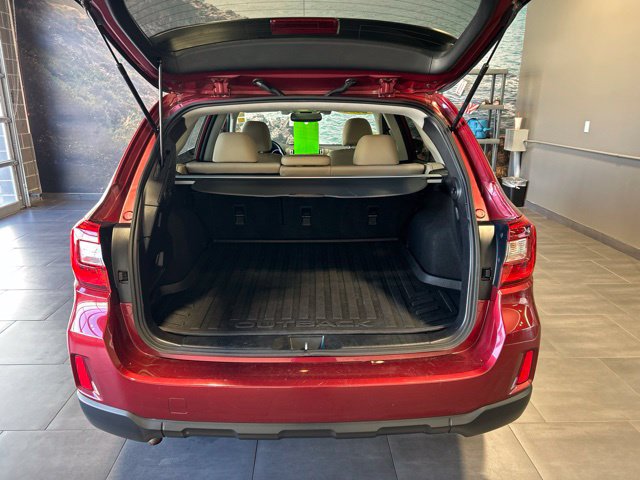 Used 2016 Subaru Outback 2.5i Limited AWD/4WD image 32