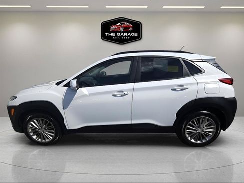 Used 2018 Hyundai Kona SEL w/ SEL Tech Package 02 FWD image 3