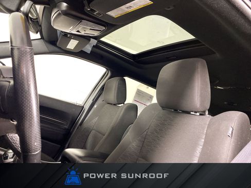 Used 2023 Dodge Durango SXT w/ Quick Order Package 2BK image 2