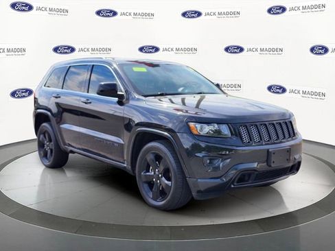 Used 2015 Jeep Grand Cherokee Altitude AWD/4WD image 7