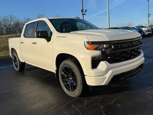 New 2026 Chevrolet Silverado 1500 Custom w/ LPO, Dark Essentials Package image 2