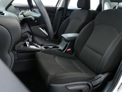 Used 2020 Kia Forte LXS image 21