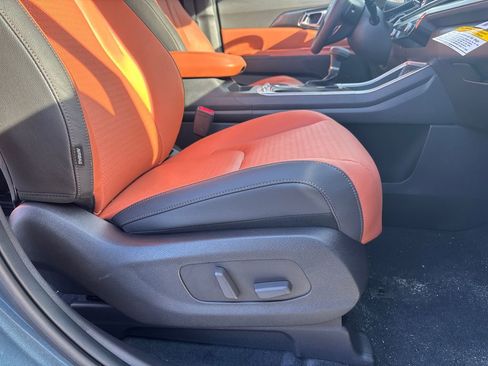 New 2026 Kia Carnival SX Prestige image 13