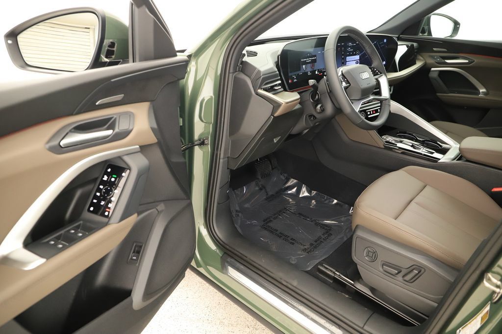 New 2026 Audi Q5 Premium Plus AWD/4WD image 14