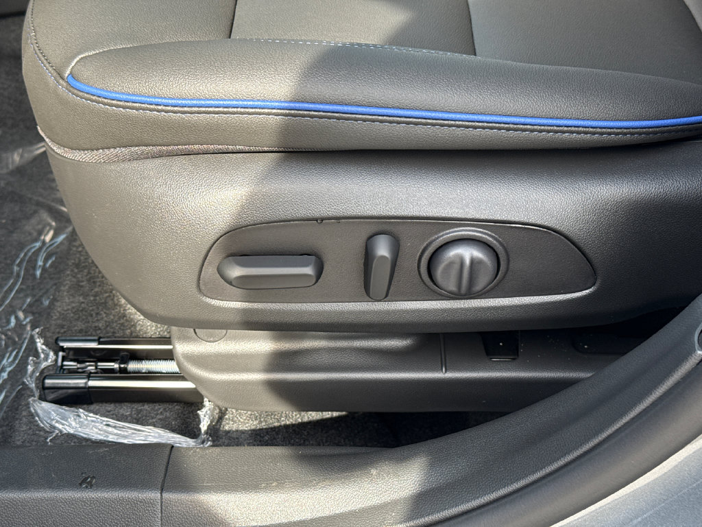 New 2026 Buick Envista Sport Touring w/ Convenience I Package FWD image 16