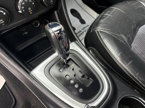 Used 2012 Chrysler 200 S w/ Sun/Sound Group image 29