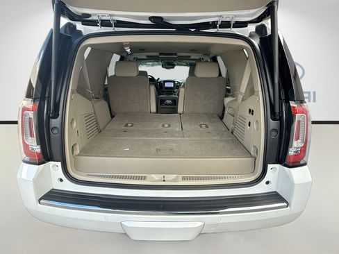 Used 2019 GMC Yukon Denali w/ Denali Ultimate Package image 25