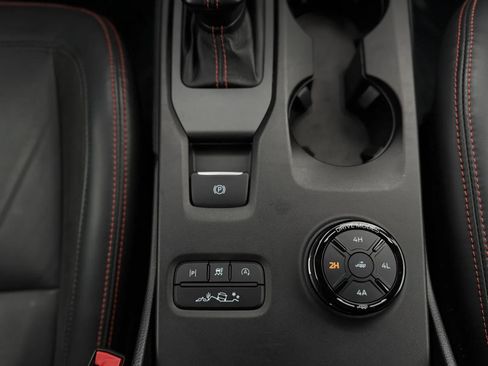 Used 2025 Ford Ranger Raptor AWD/4WD image 39