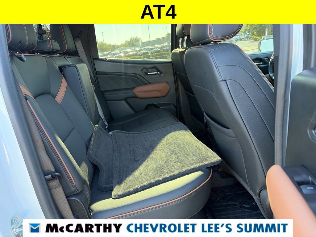 Used 2024 GMC Canyon AT4 w/ AT4 Premium Package AWD/4WD image 32
