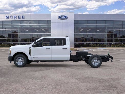 New 2026 Ford F350 XL RWD image 3