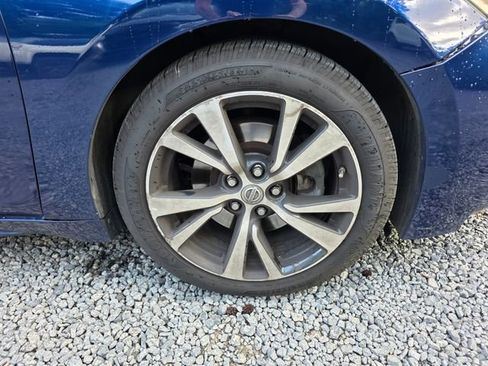 Used 2016 Nissan Maxima Platinum FWD image 14