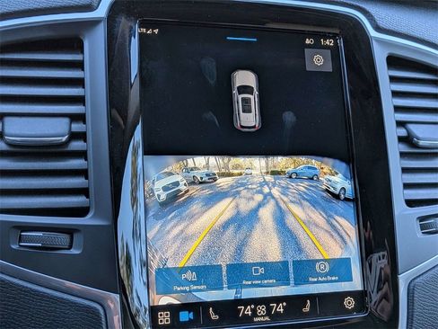 Certified 2024 Volvo XC90 B6 Core w/ Protection Package Premier image 23