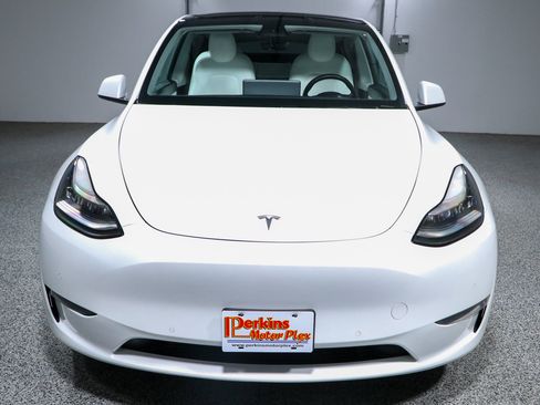 Used 2020 Tesla Model Y Long Range AWD/4WD image 4