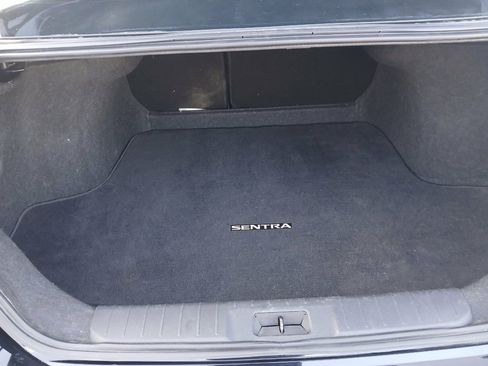 Used 2024 Nissan Sentra SV FWD image 16