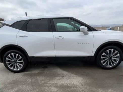 New 2024 Chevrolet Blazer Premier w/ Driver Confidence II Package image 9