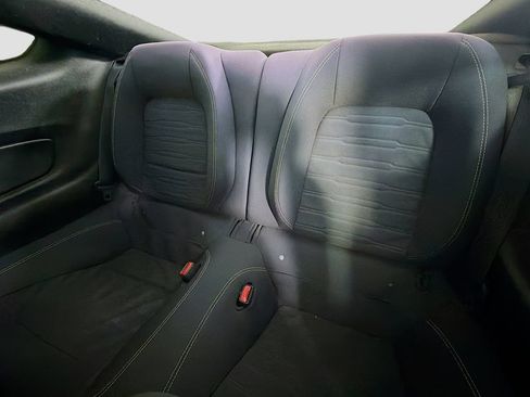 Used 2015 Ford Mustang GT RWD image 23
