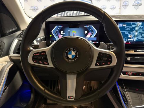 Used 2023 BMW X7 xDrive40i w/ Executive Package image 39