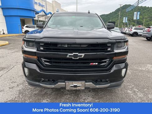 Used 2017 Chevrolet Silverado 1500 LT w/ All Star Edition AWD/4WD image 8