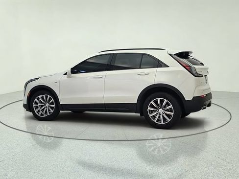 Used 2023 Cadillac XT4 Sport w/ Cold Weather Package AWD/4WD image 4