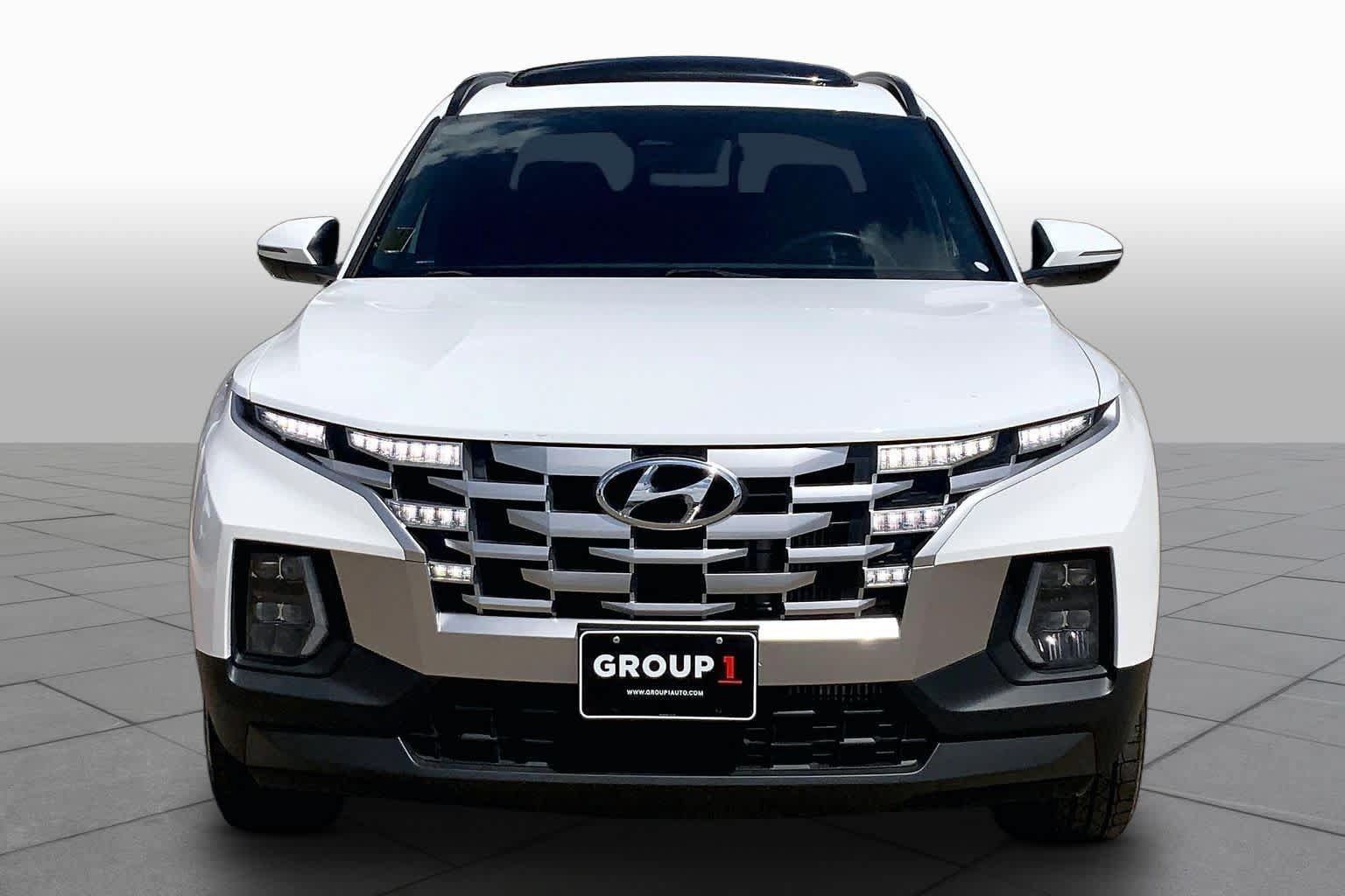 Used 2022 Hyundai Santa Cruz SEL Premium AWD/4WD image 3