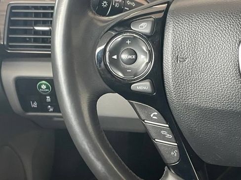 Used 2016 Honda Accord EX-L image 11