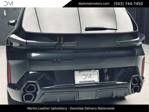 Used 2023 BMW XM AWD/4WD image 16