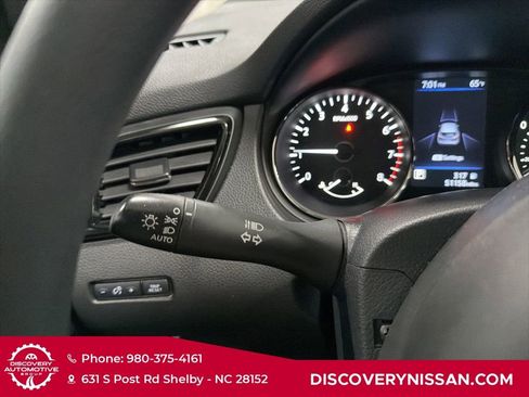 Certified 2021 Nissan Rogue Sport S image 23