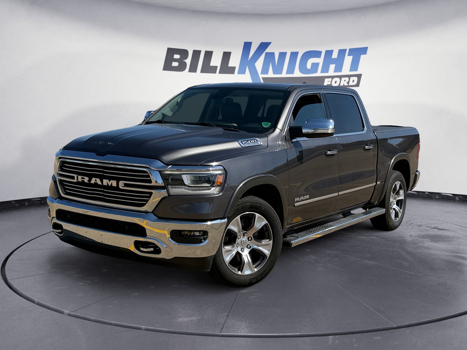Used 2019 RAM 1500 Laramie RWD image 1