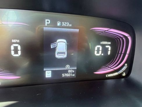 Used 2024 Kia Soul LX w/ Option Group 015 FWD image 14