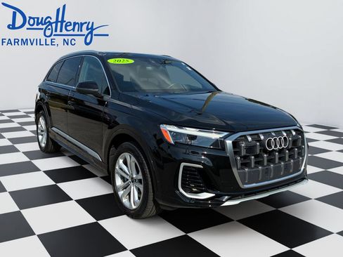 Used 2025 Audi Q7 3.0T Premium Plus AWD/4WD image 7