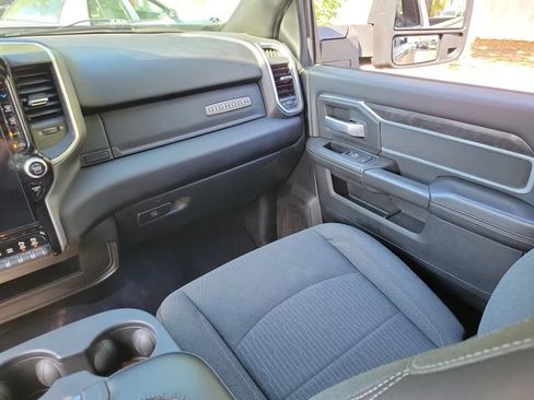 Used 2024 RAM 3500 Big Horn w/ Sport Appearance Package AWD/4WD image 19