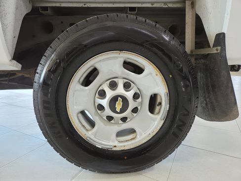 Used 2012 Chevrolet Silverado 2500 W/T RWD image 13