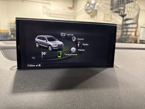 Used 2019 Audi Q7 3.0T Premium Plus image 31