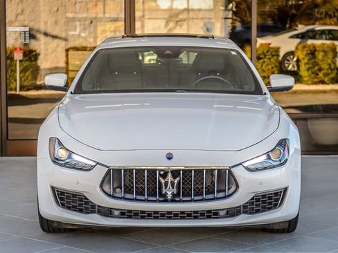 Used 2019 Maserati Ghibli S image 5