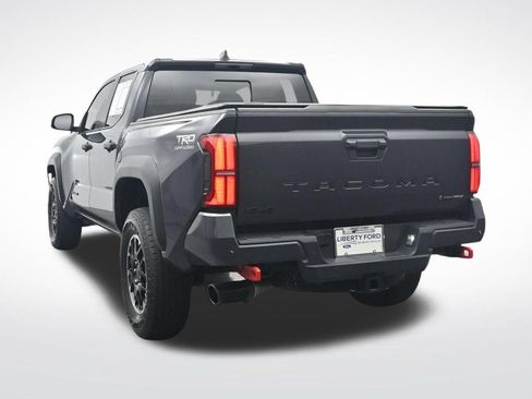 Used 2025 Toyota Tacoma TRD Off-Road w/ TRD Off Road Upgrade Package AWD/4WD image 9