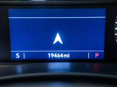 Certified 2022 Cadillac CT4 Premium Luxury AWD/4WD image 21