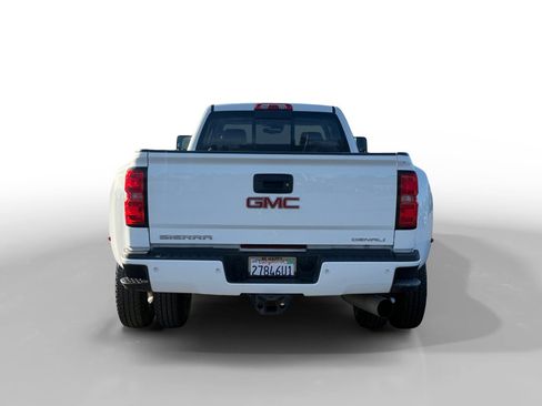 Used 2015 GMC Sierra 3500 Denali w/ Duramax Plus Package image 4