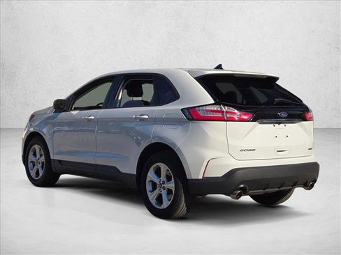 Used 2019 Ford Edge SE image 7