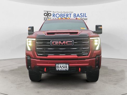 Used 2025 GMC Sierra 2500 AT4 w/ AT4 Premium Plus Package image 8