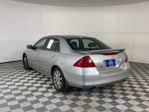 Used 2006 Honda Accord EX image 12