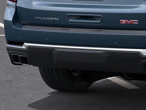 New 2026 GMC Yukon Denali w/ Denali Reserve Package AWD/4WD image 14
