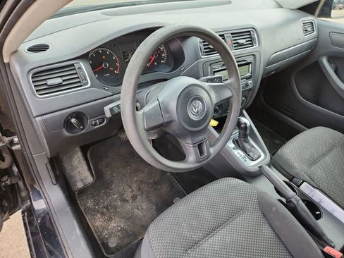 Used 2011 Volkswagen Jetta S image 10