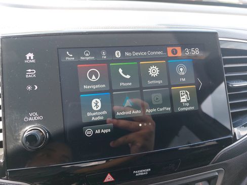 Used 2022 Honda Pilot TrailSport image 23