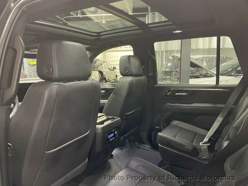 Used 2025 Chevrolet Tahoe Z71 w/ Comfort Package image 20