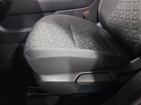 New 2026 Nissan Kicks SV w/ Cold Weather Package FWD image 27