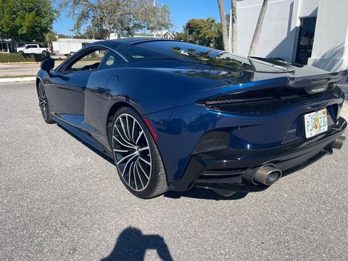 Used 2020 McLaren GT image 30