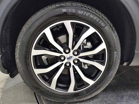 Used 2025 Ford Explorer ST-Line AWD/4WD image 14