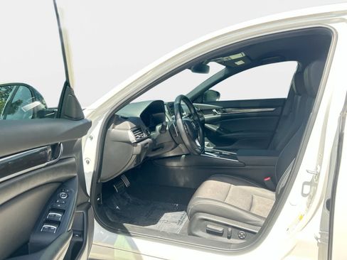 Used 2022 Honda Accord Sport image 10