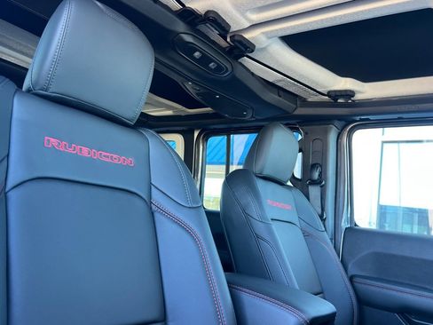 New 2026 Jeep Wrangler Unlimited Rubicon image 16