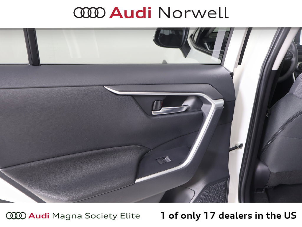 Used 2024 Toyota RAV4 XLE w/ Convenience Package AWD/4WD image 20